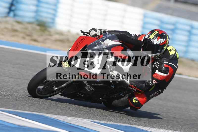 /Archiv-2024/01 26.-28.01.2024 Moto Center Thun Jerez/Gruppe schwarz-black/941